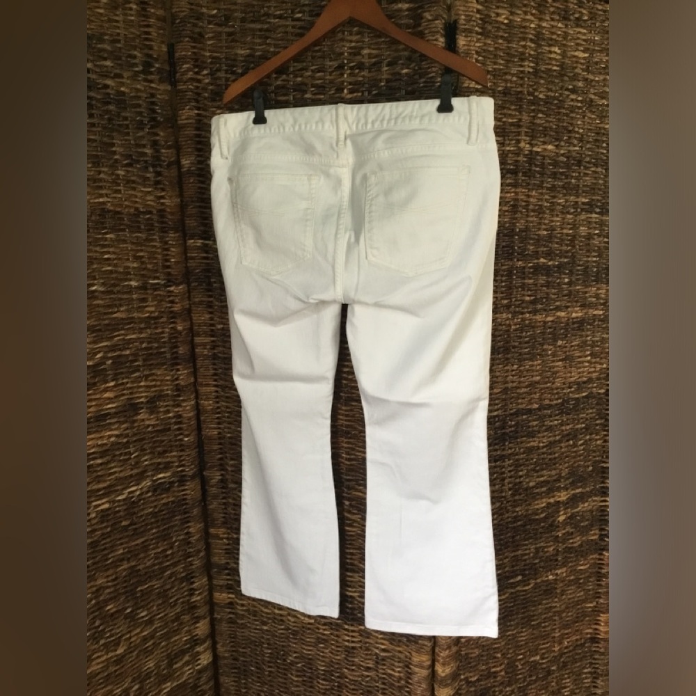 GAP - Picture 3 of 16